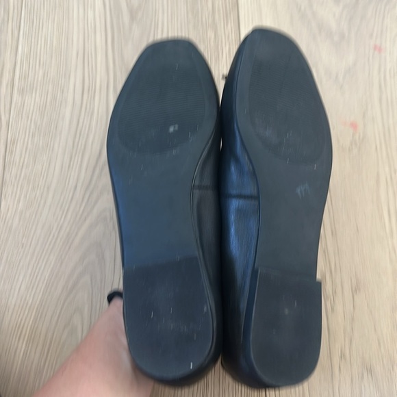Steve Madden Black Ballet Flats 9M leather upper - Picture 3 of 4